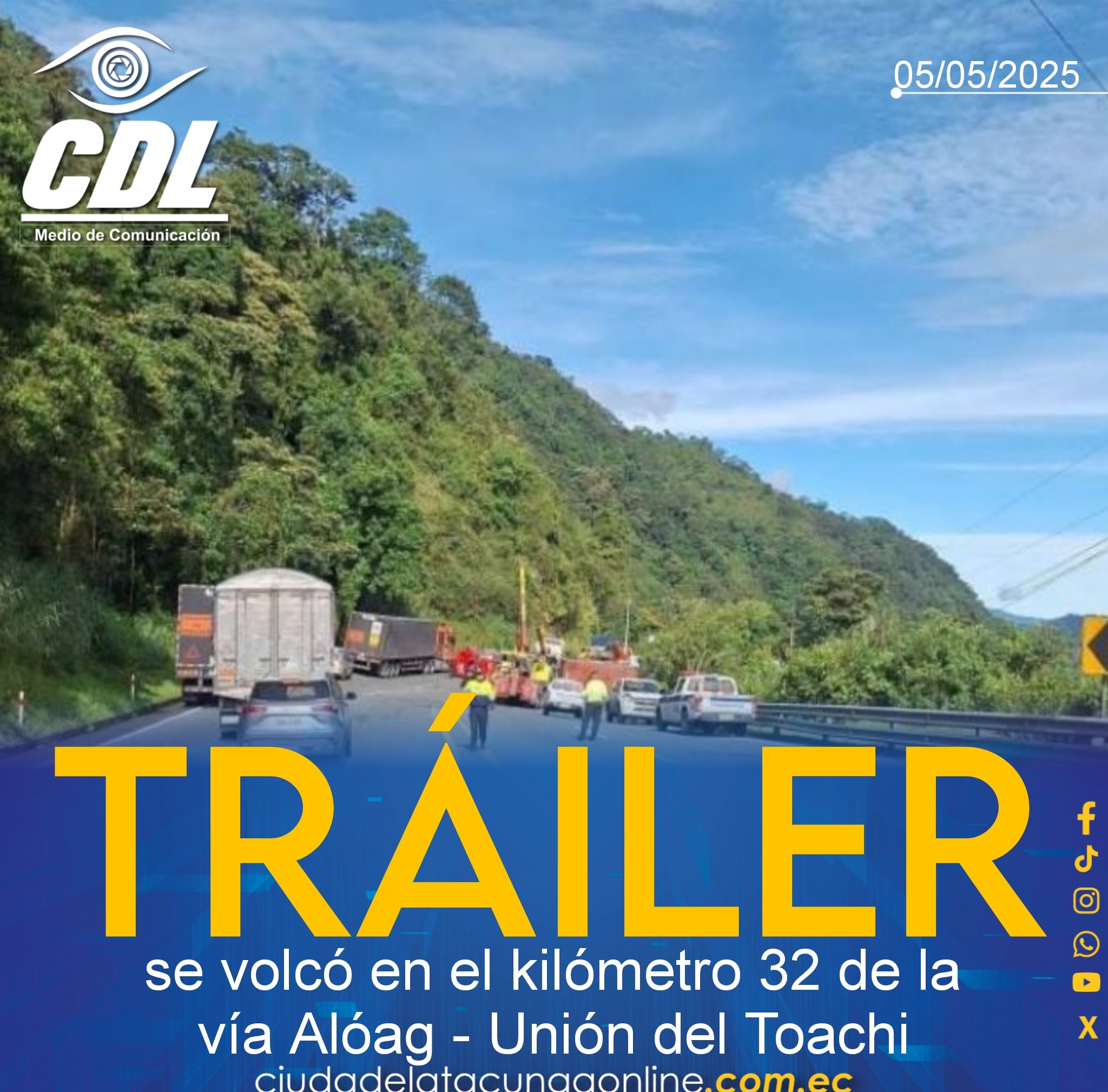 Un tráiler se volcó en el kilómetro 32 de la vía Alóag – Unión del Toachi