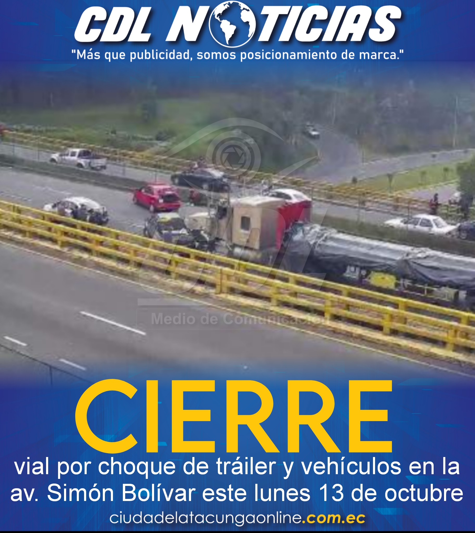 Cierre vial por choque de tráiler y vehículos en la av. Simón Bolívar este lunes 13 de octubre